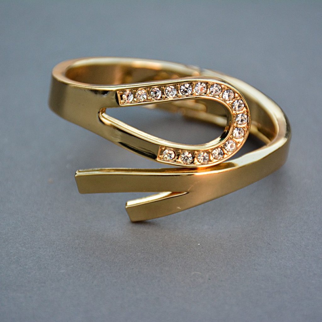 Affordable jewelry , handmade jewelry, earrings for women,fashion, fashion accessories